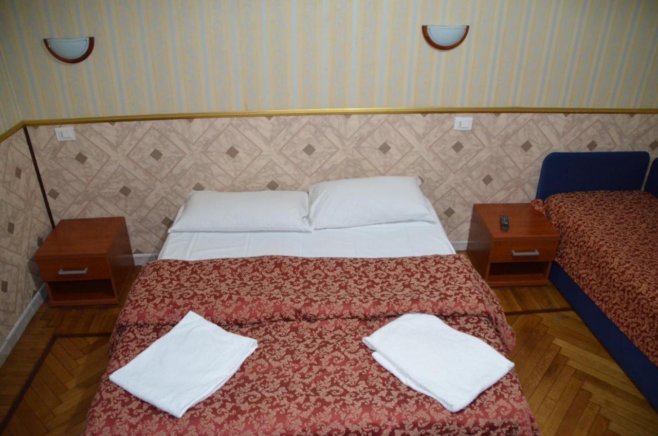 Residenza Cristina Rom Exteriör bild